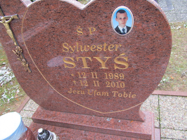 Sylwester Styś 1989 Borne Sulinowo - Grobonet - Wyszukiwarka osób pochowanych