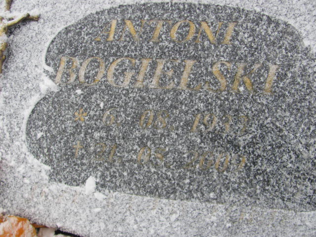 Antoni Bogielski 1933 Borne Sulinowo - Grobonet - Wyszukiwarka osób pochowanych