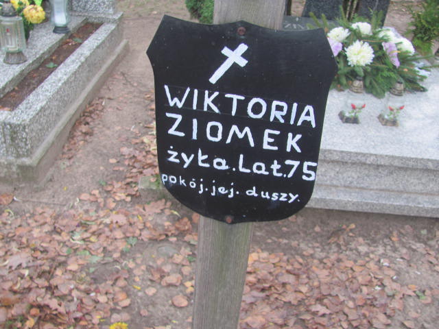 Wiktoria Ziomek 1902 Borne Sulinowo - Grobonet - Wyszukiwarka osób pochowanych