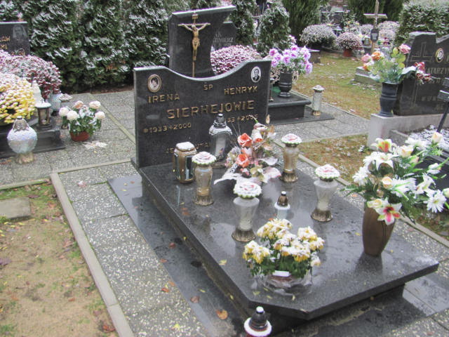 Grób Henryk Sierhej