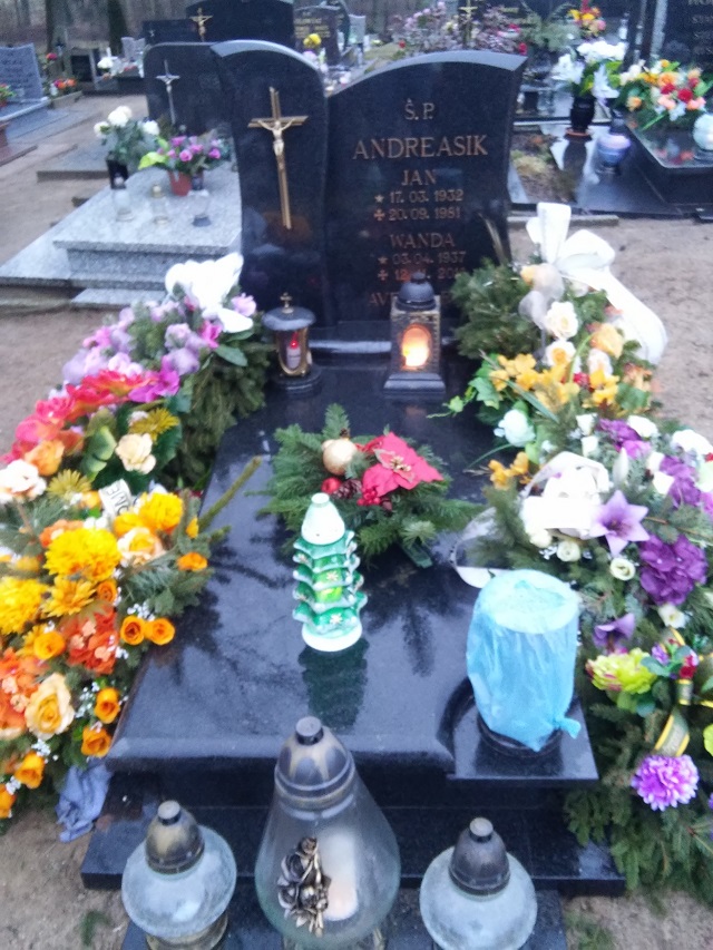 Grób Wanda Andreasik